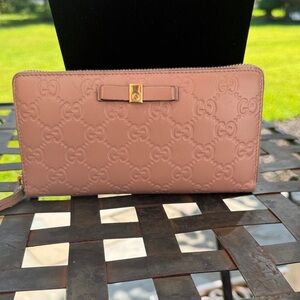 Gucci guccissima continental wallet